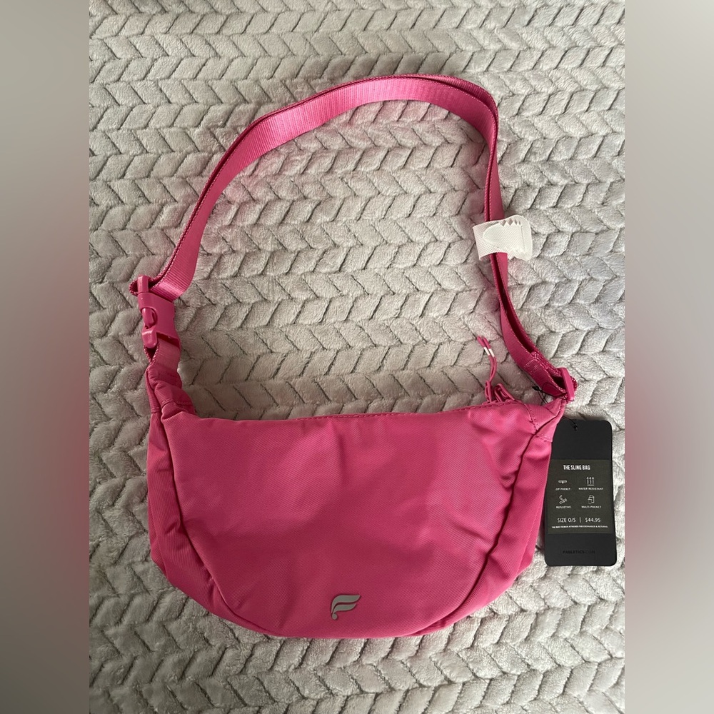 NWT Fabletics The Sling Bag in Raspberry